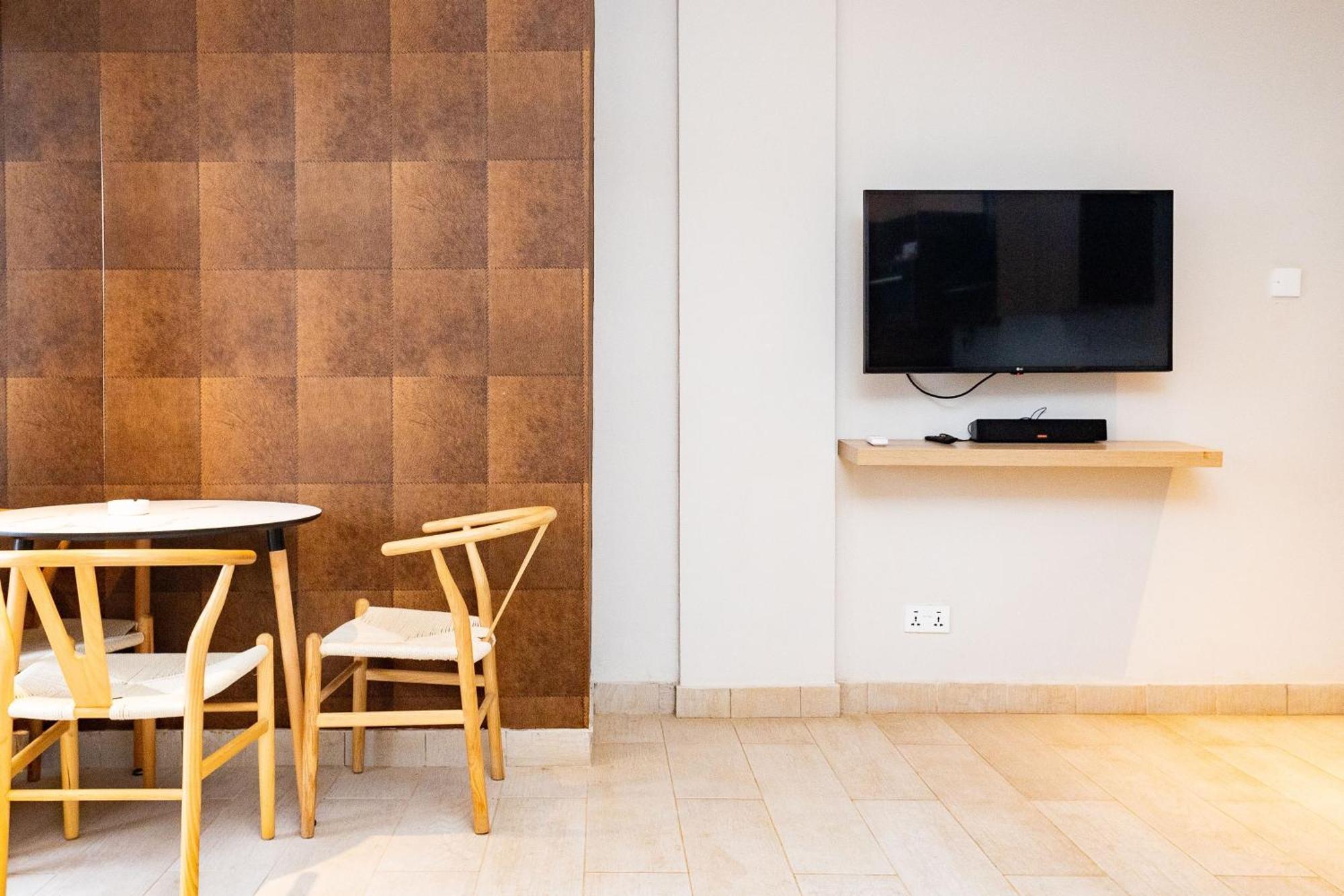 Serenity Residences & Spa - Kokrobite Beach מראה חיצוני תמונה